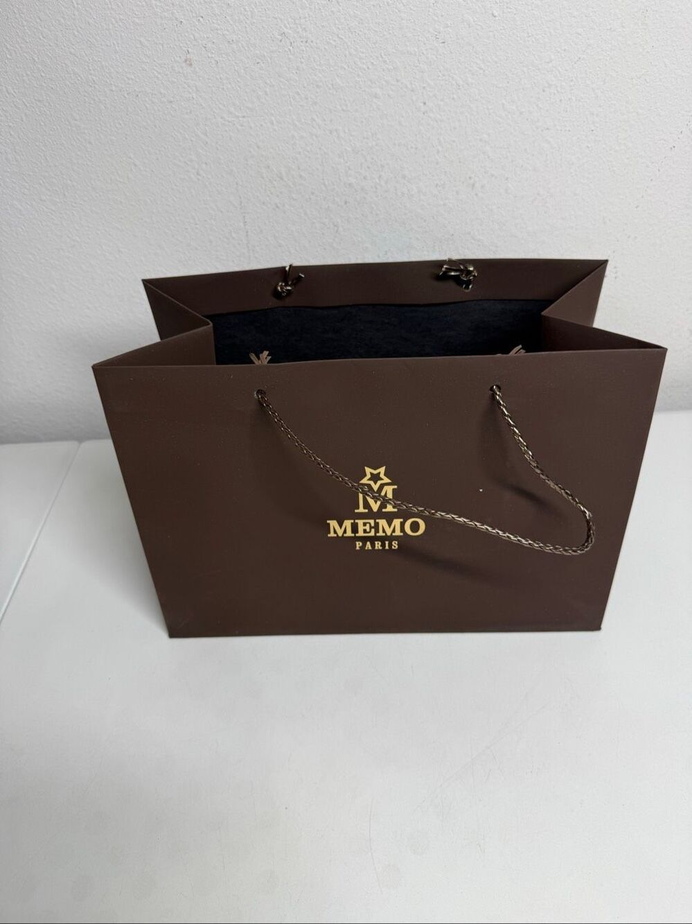 Memo Paris Paper Shopping Bag Brown Gold Logo Rope Handles 9” x 11”